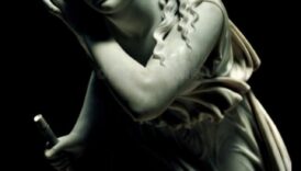 همسات منحوتة: اللغة الفنية للتماثيل القديمة