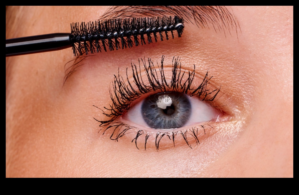 إطالة الرموش: تحقيق الرفرفة المثالية باستخدام الماسكارا